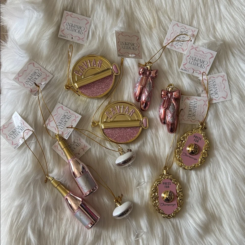 NEW Target Bullseye Playground Pink/Gold Ornaments🎀
